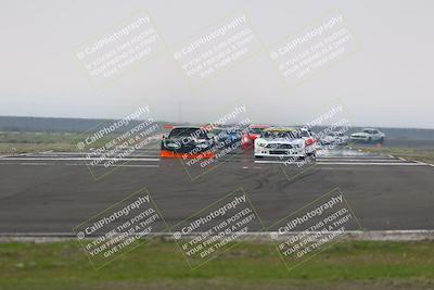 media/Jan-18-2026-CalClub SCCA (Sun) [[8bc6468723]]/Group 5 Race/Turn 1/